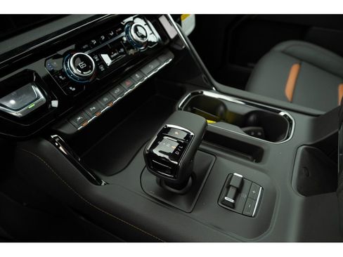 New 2026 GMC Sierra 1500 AT4 w/ AT4 Premium Package AWD/4WD image 25