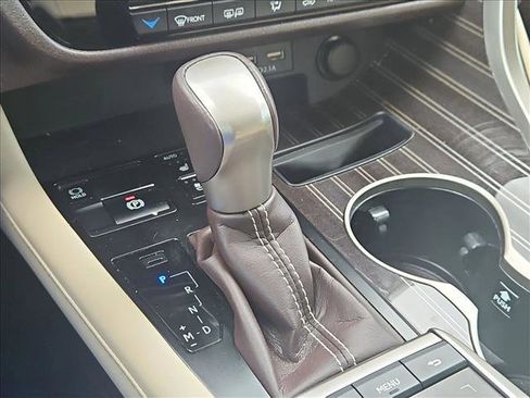 Used 2020 Lexus RX 350 FWD w/ Luxury Package image 12