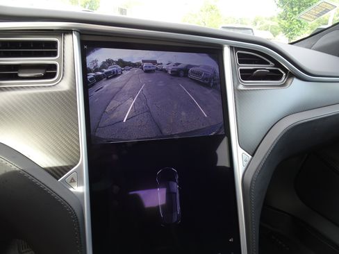 Used 2017 Tesla Model S 75D AWD/4WD image 9
