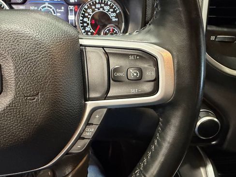 Used 2022 RAM 1500 Big Horn AWD/4WD image 12