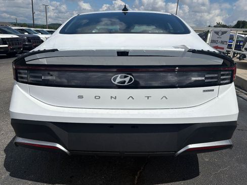 New 2026 Hyundai Sonata Blue FWD image 7