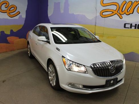 Used 2016 Buick LaCrosse Leather w/ Experience Buick Package AWD/4WD image 2