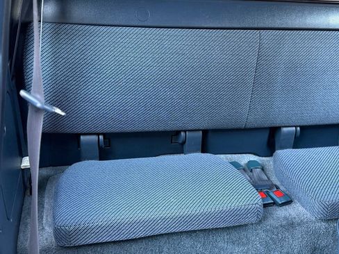 Used 1992 Toyota Pickup Deluxe AWD/4WD image 59