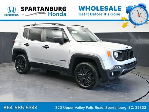 Used 2019 Jeep Renegade Sport AWD/4WD image 3