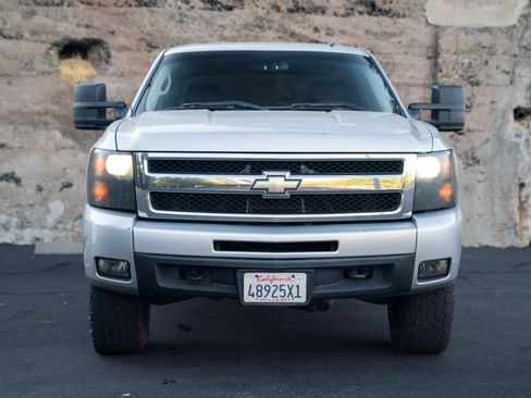 Used 2010 Chevrolet Silverado 1500 LTZ w/ Max Trailering Pack AWD/4WD image 11