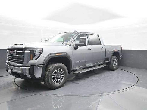 New 2026 GMC Sierra 2500 SLT w/ SLT Premium Package AWD/4WD image 4