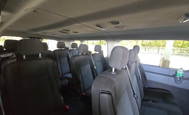 Used 2017 Ford Transit 350 XLT RWD image 9