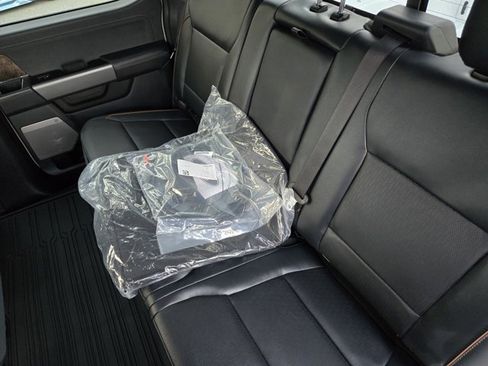 New 2026 Ford F250 Lariat w/ Lariat Premium Package AWD/4WD image 26