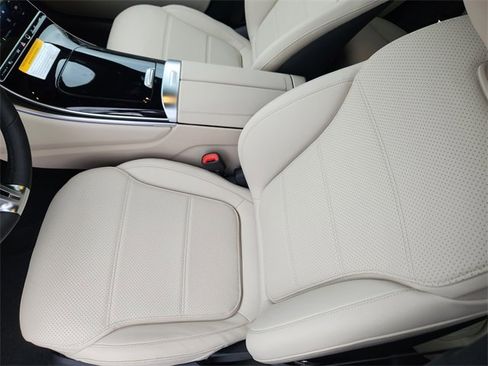 New 2026 Mercedes-Benz GLC 300 4MATIC image 8