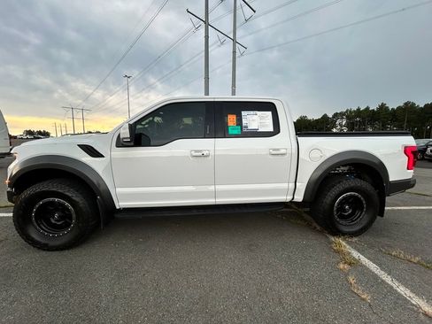 Used 2017 Ford F150 Raptor w/ Equipment Group 802A Luxury AWD/4WD image 5