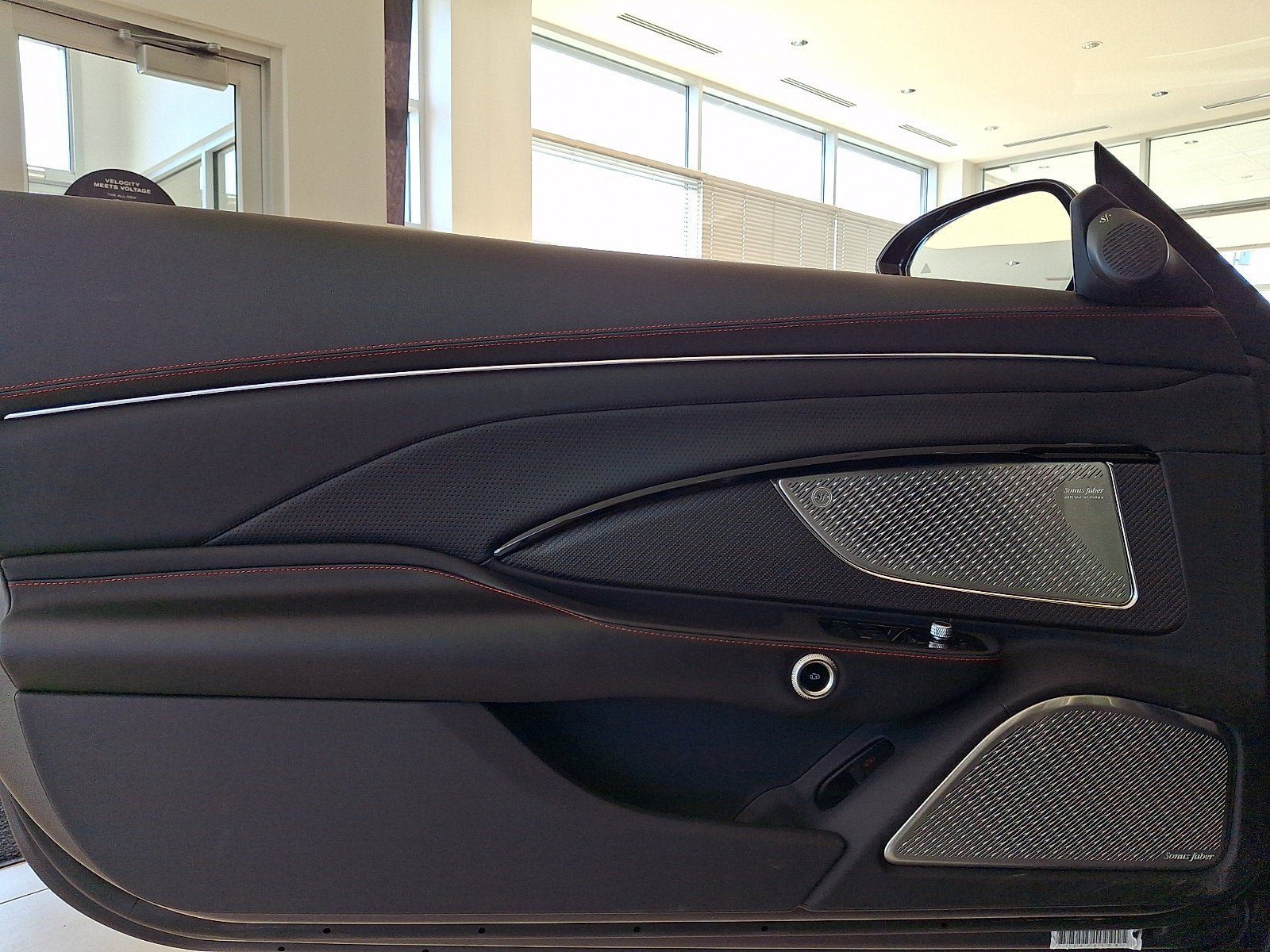 Certified 2024 Maserati GranCabrio Trofeo AWD/4WD image 13