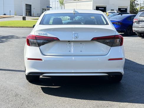 Used 2023 Honda Civic LX image 10
