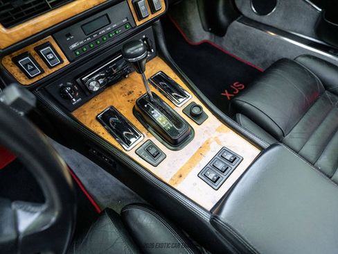 Used 1991 Jaguar XJS V12 Convertible RWD image 64