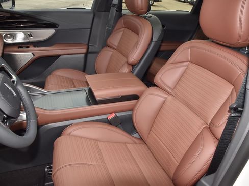 New 2026 Lincoln Nautilus Reserve AWD/4WD image 59