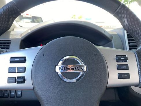 Used 2020 Nissan Frontier SV w/ SV Utility Package AWD/4WD image 15