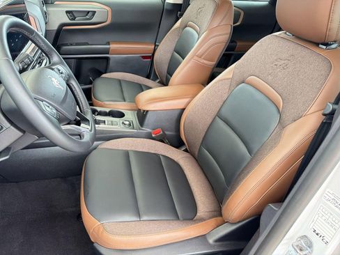 Used 2025 Ford Bronco Sport Outer Banks AWD/4WD image 5