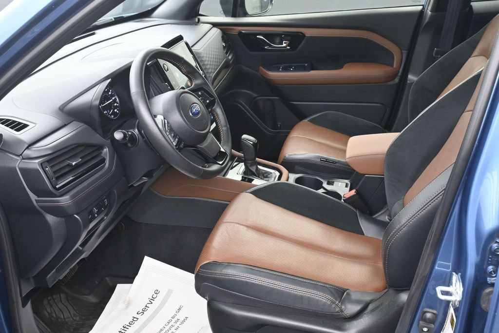 Used 2025 Subaru Forester Touring AWD/4WD image 10