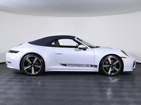 Certified 2026 Porsche 911 Carrera RWD image 8