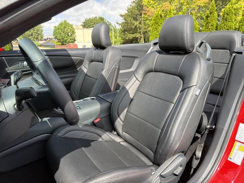 Used 2025 Ford Mustang Convertible RWD image 69