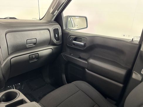 Used 2020 Chevrolet Silverado 1500 Custom w/ Custom Value Package AWD/4WD image 24