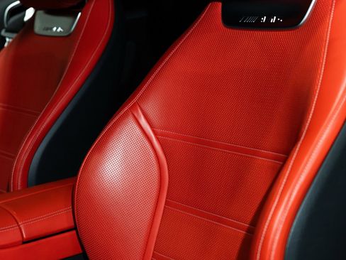 Used 2025 Mercedes-Benz AMG GT 63 image 33
