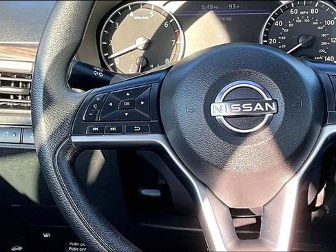 Certified 2024 Nissan Altima 2.5 SV FWD image 11