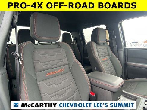 Used 2024 Nissan Frontier PRO-4X w/ Technology Package image 41