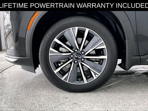 Certified 2026 INFINITI QX60 Luxe w/ Family Package image 12
