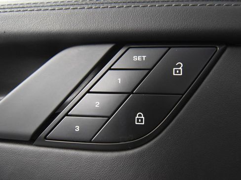Certified 2024 Porsche 911 Carrera GTS RWD image 26