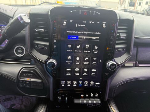 Used 2019 RAM 2500 Limited image 28