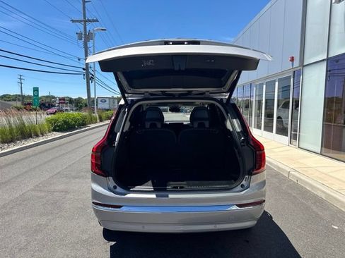 Certified 2025 Volvo XC90 B6 Plus AWD/4WD image 11