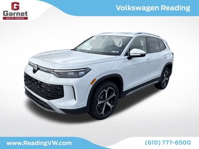 New 2025 Volkswagen Tiguan SE