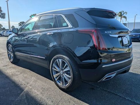 New 2025 Cadillac XT5 Premium Luxury FWD image 6