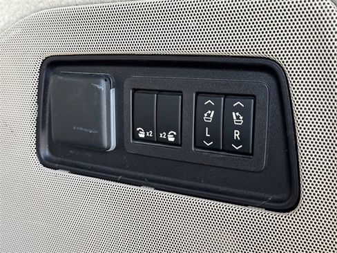 Used 2023 Cadillac Escalade ESV Premium Luxury w/ LPO, Radiant Package image 6