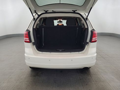 Used 2020 Dodge Journey SE w/ SE Popular Equipment Group FWD image 29
