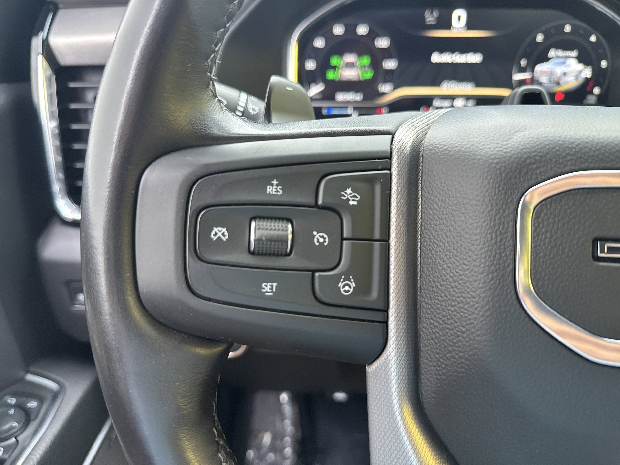 Used 2025 GMC Sierra 1500 Denali AWD/4WD image 29