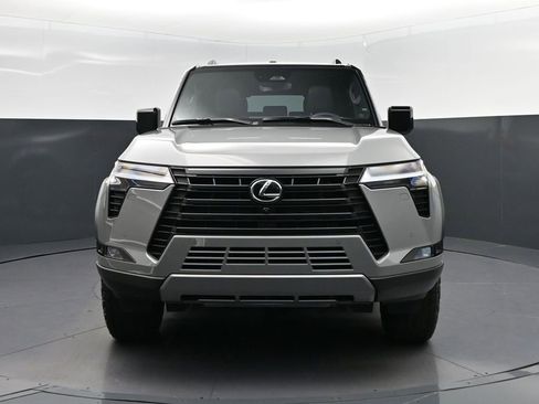 New 2026 Lexus GX 550 image 10