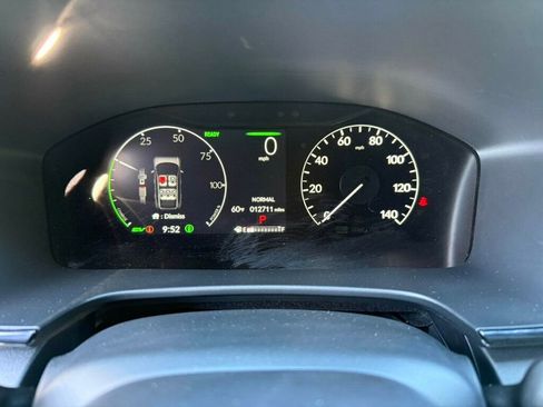 Used 2025 Honda CR-V Sport-L image 4