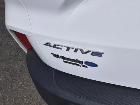 Used 2023 Ford Escape Active w/ Cold Weather Package image 8