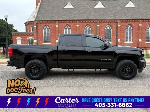Used 2018 Chevrolet Silverado 1500 Custom w/ Custom Value Package RWD image 5