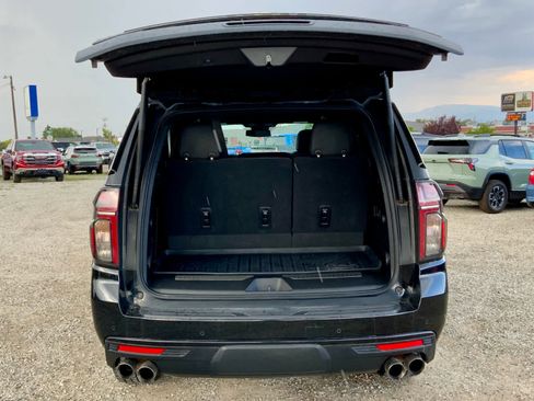 Used 2023 Chevrolet Tahoe Z71 w/ Off-Road Capability Package image 18