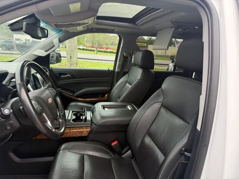 Used 2020 Chevrolet Suburban Premier image 5