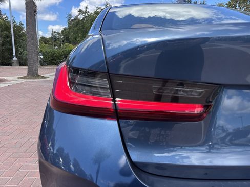Certified 2025 BMW 330i Sedan RWD image 41