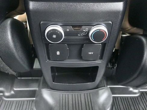 Used 2020 Ford Explorer XLT w/ Equipment Group 202A image 19