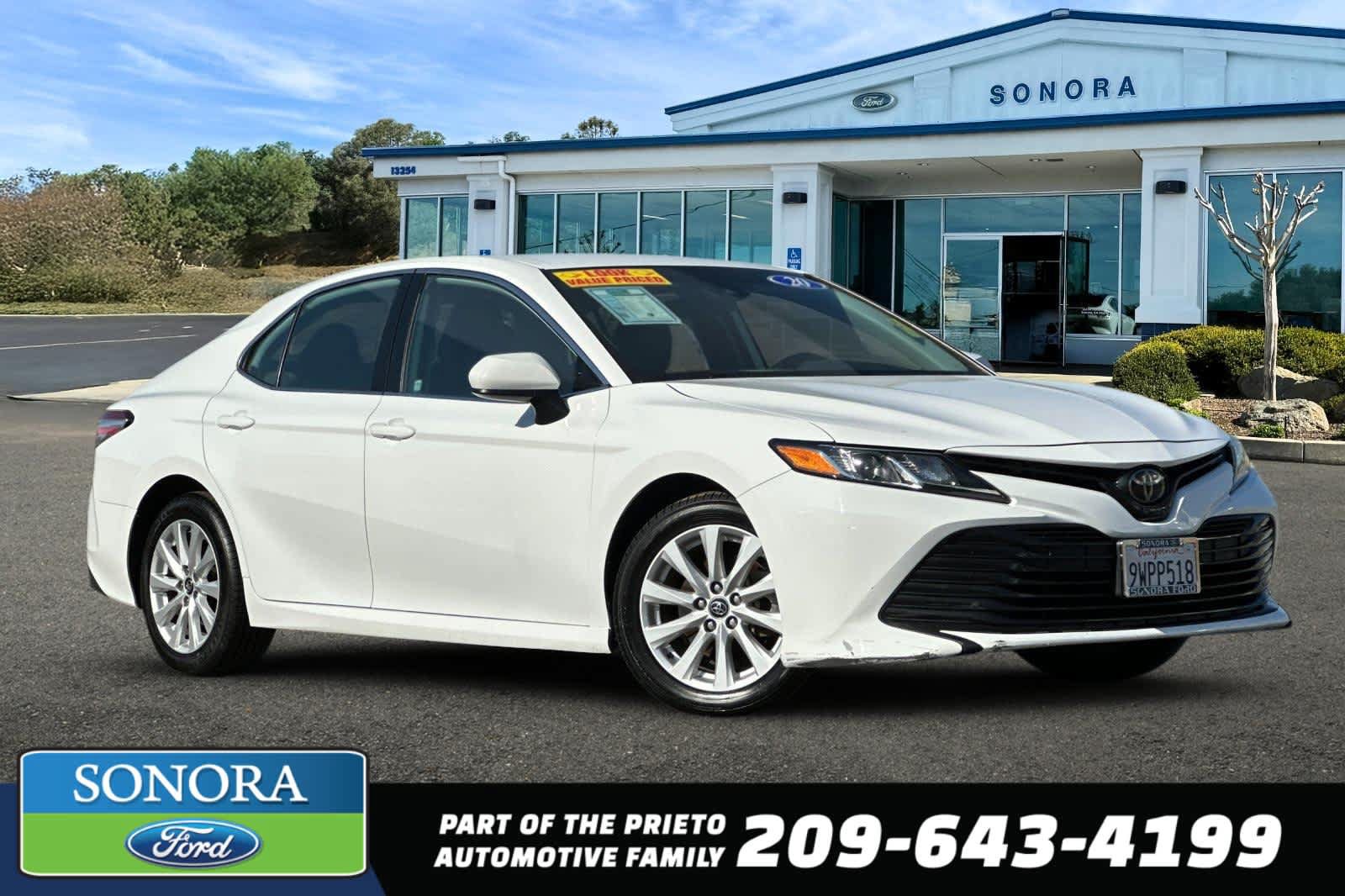 Used 2020 Toyota Camry LE FWD image 1