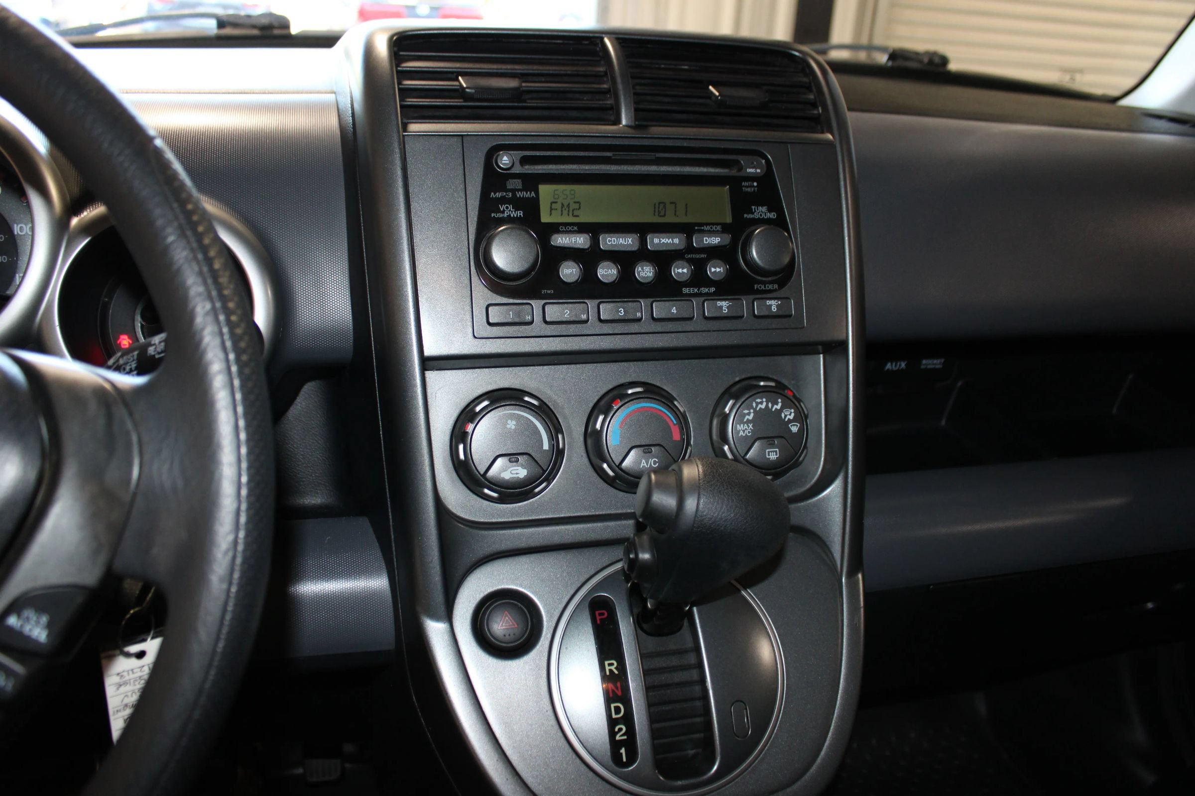 Used 2005 Honda Element EX image 15