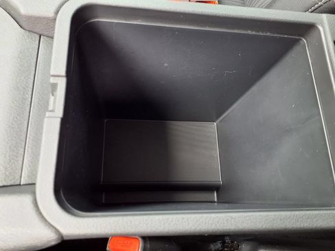 Certified 2024 Nissan Sentra SV FWD image 12