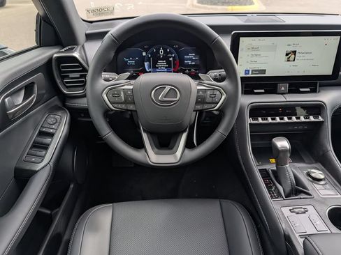 Used 2026 Lexus IS 350 F Sport AWD/4WD image 15