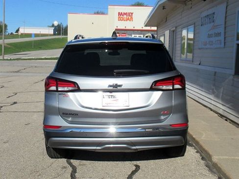Used 2023 Chevrolet Equinox RS FWD image 8