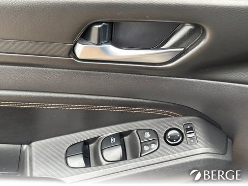 Used 2021 Nissan Altima 2.5 SR image 21